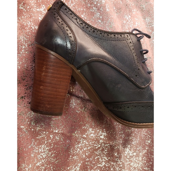 TOMMY HILFIGER Fabiole Oxford Heel. - Picture 5 of 8
